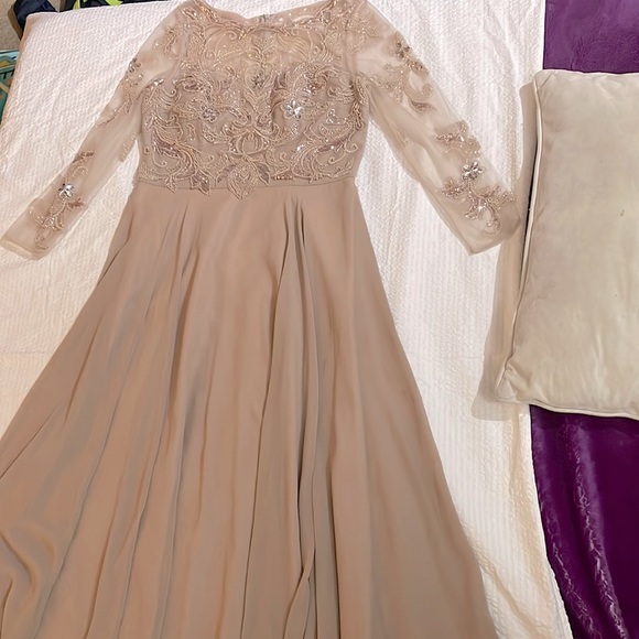 transparent long sleeves with beading details nude color size 14 petite - Picture 1 of 6